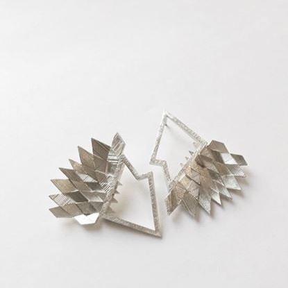 Picture of earing
