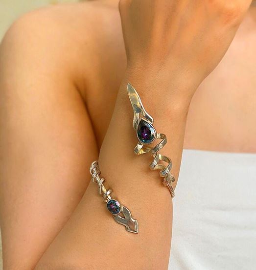 Picture of bracelet