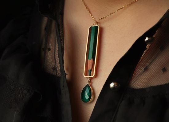 Picture of necklace